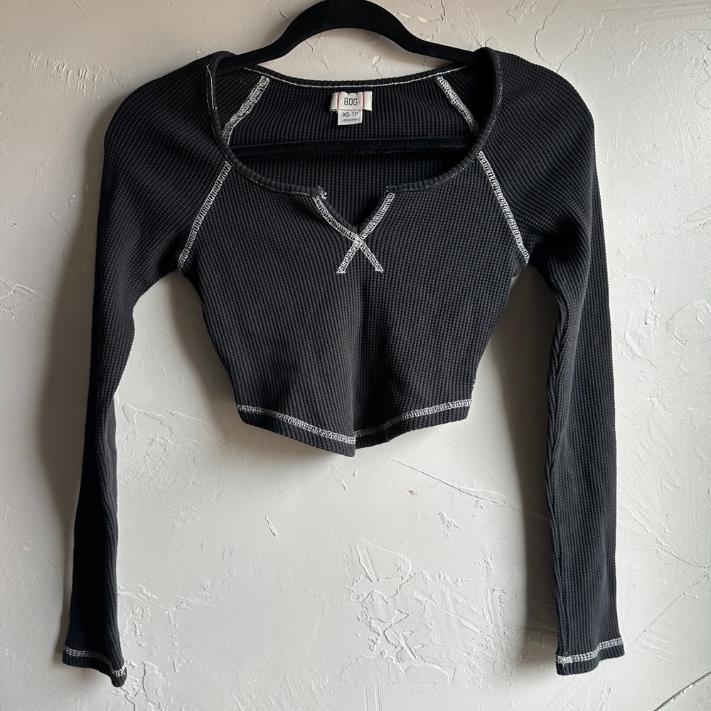 BDG Cropped Thermal Top Black Waffle Knit Y2K Baby Tee Soft Grunge Sz XS‎